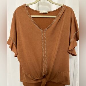 Above and Beyond - Carmel Brown Pullover Top- SZ Xl